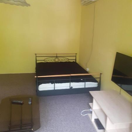 Jokai Apartman Bekescsaba Apartment Екстериор снимка