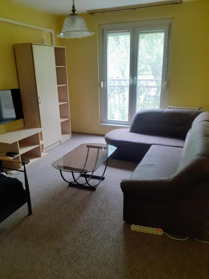 Jokai Apartman Bekescsaba Apartment Екстериор снимка